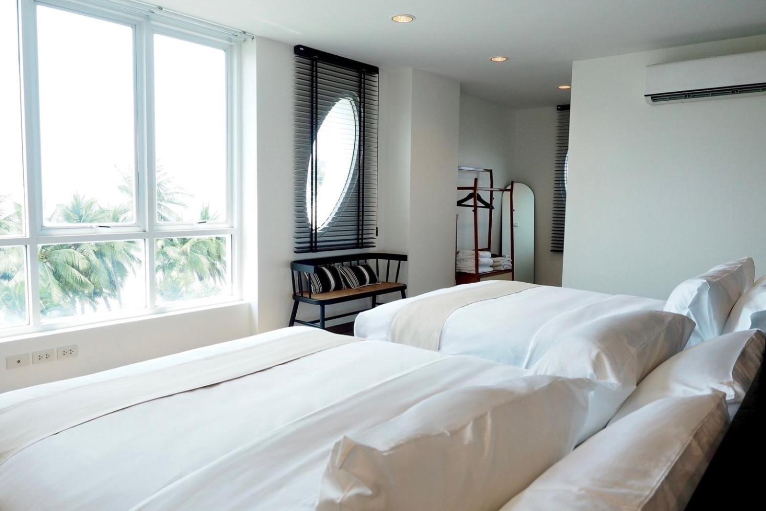 The Beach Bangsaen By Thanthita Next To Wonnapa Beach Free Disney Plus Екстериор снимка