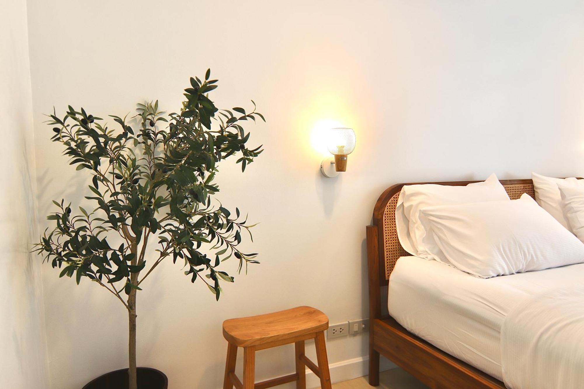 The Beach Bangsaen By Thanthita Next To Wonnapa Beach Free Disney Plus Екстериор снимка